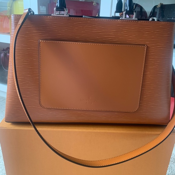 SOLD Authentic Louis Vuitton Kleber MM - No trade - Picture 6 of 8